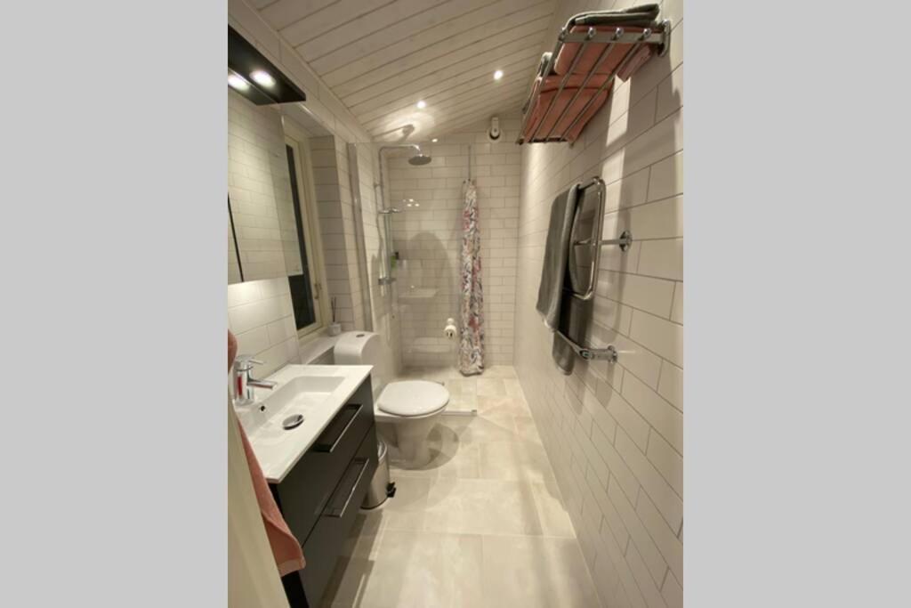 Cottage Perfect For Short Time Rent グスタフスベリ エクステリア 写真